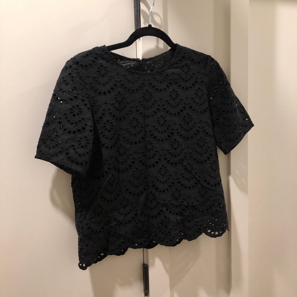 Tops - Embroidered Black Crop Shirt Size Small